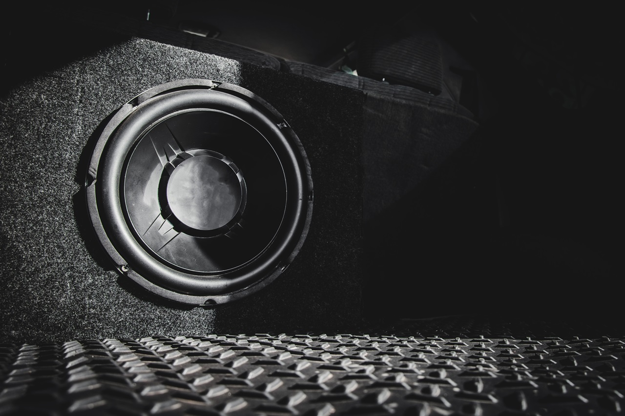 Jak ustawić subwoofer - poradnik HEARON