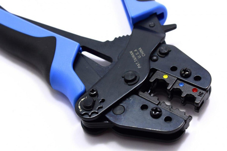 ZACISKACZ KONEKTORÓW IZOLOWANYCH HT-5532H