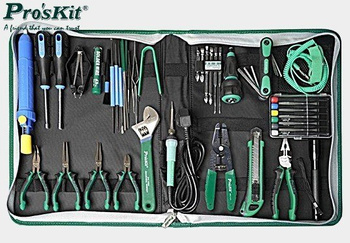 Zestaw narzędzi PK-2002B